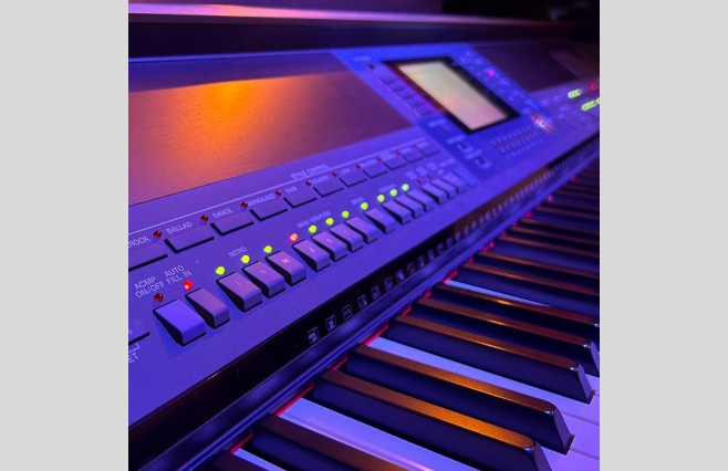 Used Yamaha CVP503 Satin Rosewood Digital Piano Complete Package (SN:BCQO01010) - Image 5